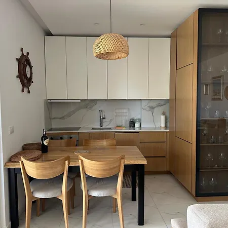 Apartment Serenity Pines In San Pietro Draç